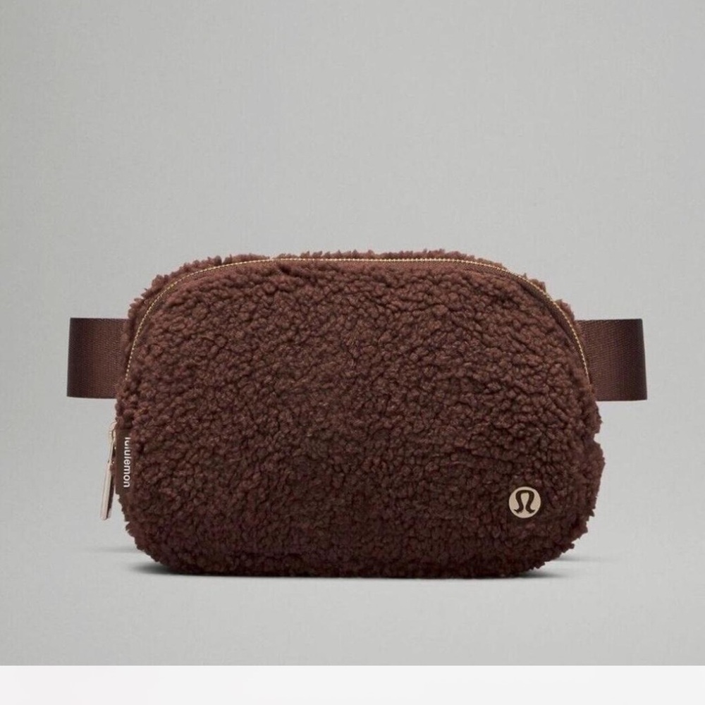Lululemon belt bag